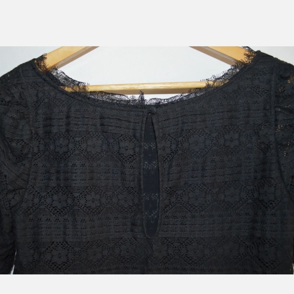 JOIE lace blouse top ruched sleeves to elbow black Size M - Picture 7 of 8